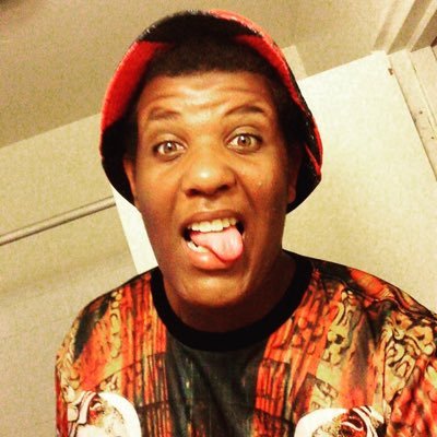 music is life im a rapper singer and musican i wanna get sighned one da to a label thats good and kik me savage112 or email stefanlavar112
