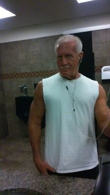 StevenJ40531189's profile picture. 