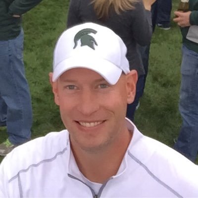 6'7'' Spartan & Banker. Living in East Lansing. Love movies, music, sports, food, travel, politics. And its pronounced RICE