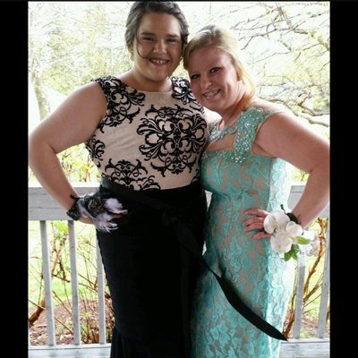 MeganRaleigh3's profile picture. |Reading 18|                                     Cheer❤️