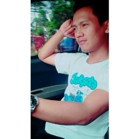pradita_galih's profile picture. Simple | pin 270EFE18