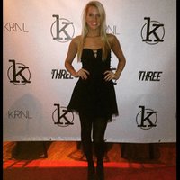 Carrie - @CarrieBurkett Twitter Profile Photo