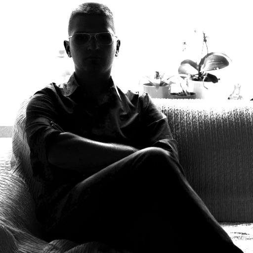 Security IT student @ University Of Verona.
Women, computers, photography and obviously nice people ;)