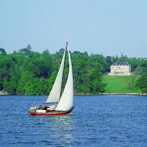 Locguenole's profile picture. Relais & Chateaux on the South Coast of Brittany. Spectacular view to an Ocean inlet. Lush forest and parkland changes color year-round. Unforgettable sunsets.