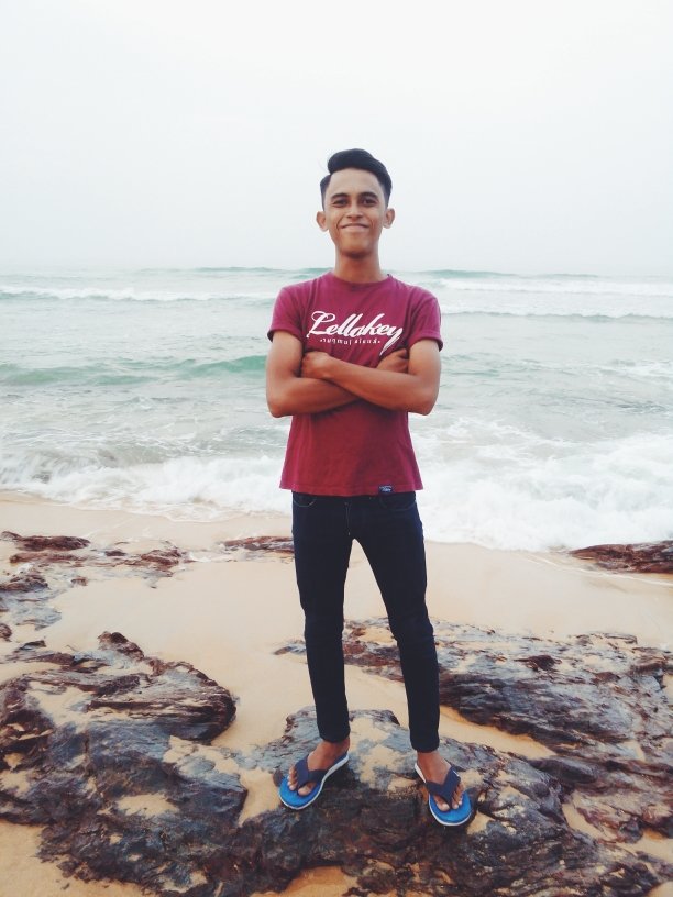 saya ada tuhan, keluarga, sahabat dan Dota.