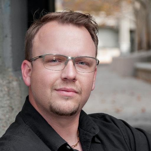 An entrepreneur, .Net/Umbraco certified developer, co-author of http://t.co/ZEvKy0xBzc, proud father of two, and an enthusiastic front-end developer.