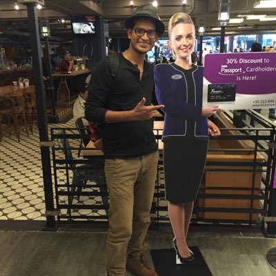 Mnnasib's profile picture. up up here we go