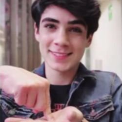 Esta es una cuenta dedicada a @JosDice desde SLP y espero que algun dia me siga y también todos los castores 0/9 Sede de @SoloCoders9