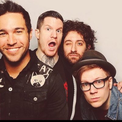 fobchickenwing's profile picture. FOB, P!ATD, Green Day, MCR, |-/