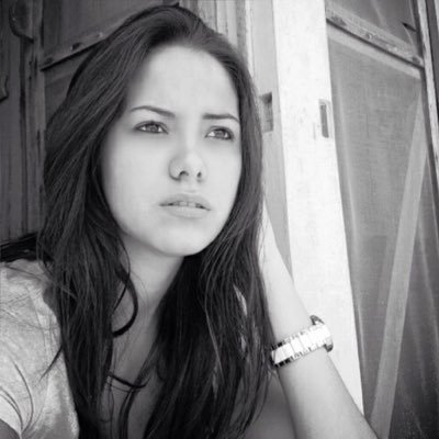 kathy_davila_'s profile picture. BARCELONA💛 Dentistry