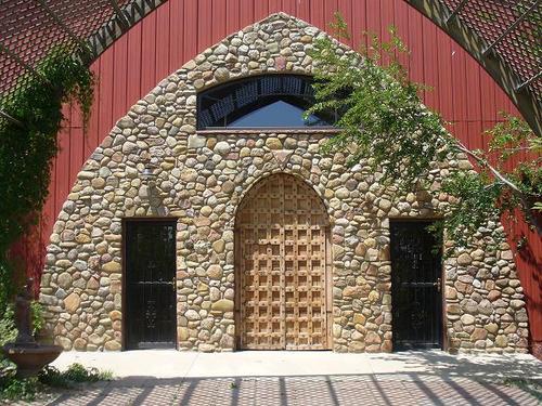 Third Generation Stone Mason, specializing in Custom residential brick and stone