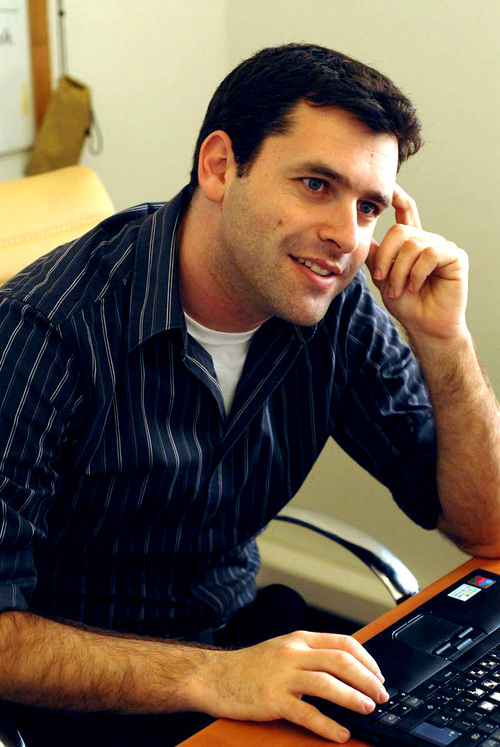 asafg's profile picture. Product @CarGurus. Founder of B2B companies such as Fareplace, Fanzilaapps and more.