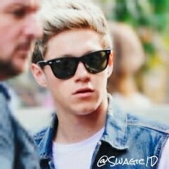 Swagic1D's profile picture. u and me got a whole lot of history♡