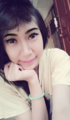 IchalQiqi22's profile picture. 