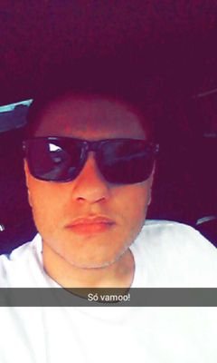 RoobertoViiana's profile picture. 