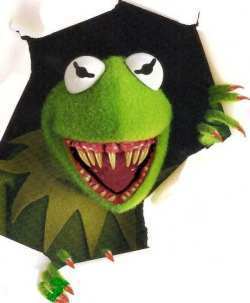 dontcallmewave2's profile picture. I am an orthodox jew. I like comic books, video games, and superhero movies. I LOVE horror movies