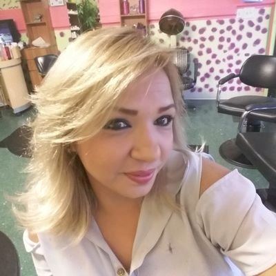 BeautyMadriz's profile picture. estilista profesional