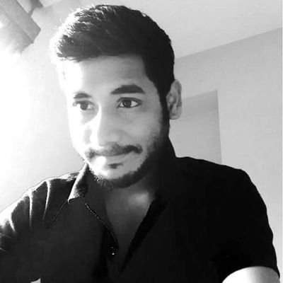 paulamit077's profile picture. 