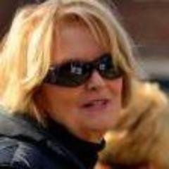 laracko's profile picture. 