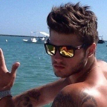 Alexandersinclr's profile picture. 