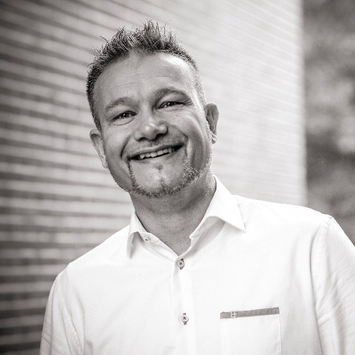 Selligent Partner | Owner De Heeren van Veertig Plus en | Sales&NewMarketeer | BMW - MINI | Running | Guitars | Blues