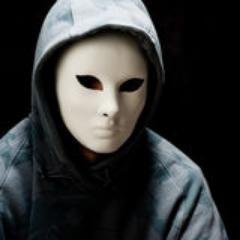 TheMisterious75's profile picture. attention ne faites surtout pas attention aux fautes de grammaire du conjugaison et cetera on m'appelle tape d'un doigt😭😭😭 donc je me sers du micro