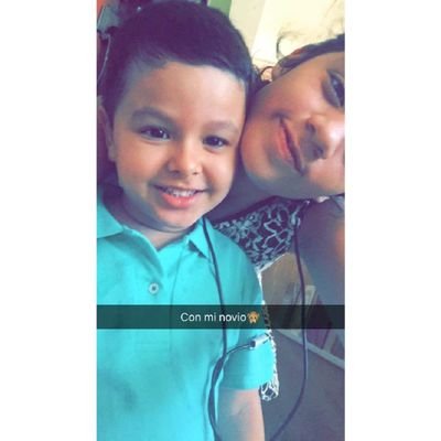 LeslyGomez75's profile picture. ...