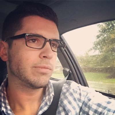 Graphic Designer | Social Media Sleuth