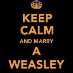 YourMomLOLx2's profile picture. I am In Love with Ronald Billius Weasley! I am just saying call me a Mud blood and hmm... get punched like malfoy!!! House: Gryffindor.