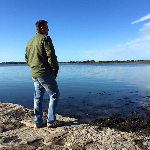 hart_adam's profile picture. Father, Husband, Brother, Uncle, Friend and now a grandad