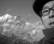 MountainU2's profile picture. WEBプログラムマーとして、1歩を踏み出しました。いろんな方向にベクトルが向いてしまうのが良い点であり、悪い点でありますが、様々なプログラムに触れていきたいと思います。  TheYellowMonkeyと吉井和哉をこよなく愛し、くるり、チャットモンチーなどJロックが好きです。この年になってもフットサルを続けています