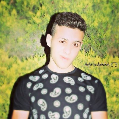 DBashshahsh's profile picture. ماا يذلني #مخلووق 

وانا #زلمه من جاب #اسمي جبت (#اختهـ)

بختصار  أكثر 

(#مإهي_آلى_بدآية_جآكم_من_كآن_غآيب)