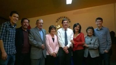 Tengo un gran marido, una familia maravillosa, un premio Cabot, un ángel en el cielo, dos nietos universitarios, un lindo trabajo y una perrita llamada Lulú