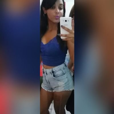 - Ela é  Um Poço  de qualidades e Defeitos! ✌
 Américo Brasiliense, SP