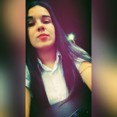Pon tus manos Madre mia, ponlas antes que la mia
FCE-UNE
Minga Guazú ⚫