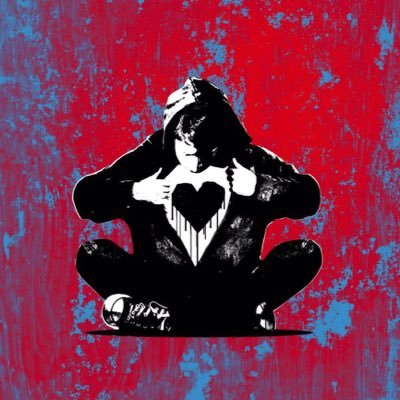 please follow @lgbtqlarry! she gave you this follow
