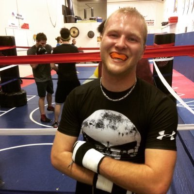 RTA Student at NAIT, born in Ottawa, rasied in Nova Scotia, now live in Edmonton. Fan of the Ottawa Senators and love working with televison production