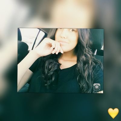 iFollow Back :)
》
♡ F A N G I R L ♡
》
Sc; hernandez_lover
》
Kik; jessthebae1
》
Instagram; iDon't Have One..Yet