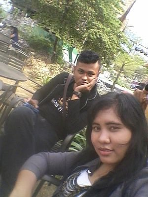 RinoZombie's profile picture. aku adalah aku .bukan yang lainya