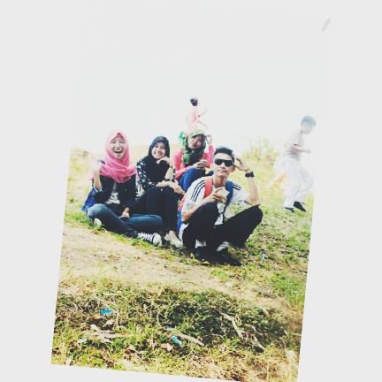 fizrinmfth_'s profile picture. 13