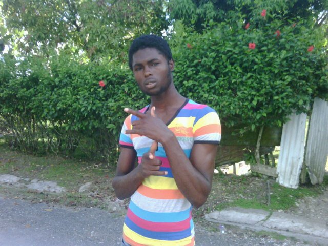 lephitia's profile picture. Hi love god