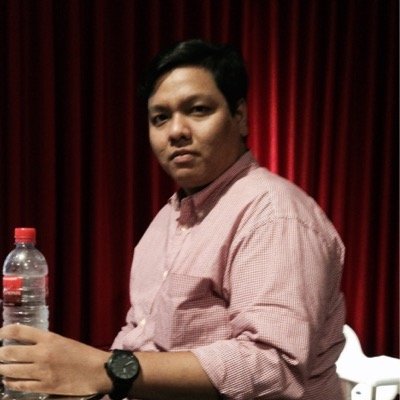 zharifduqe's profile picture. Choose any cliché lines and insert it here.