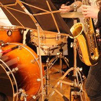 Ann (@saxchixpix) 's Twitter Profile Photo