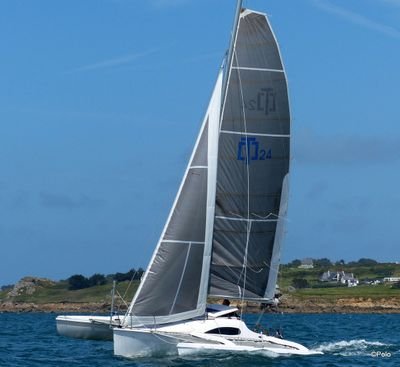 Originaire de la baie de Morlaix ! Journaliste au Télégramme, responsable de la rubrique voile. Navigue sur un trimaran Corsair 24 et en wingfoil.