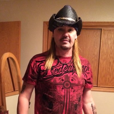 nodaksteelerfan's profile picture. 