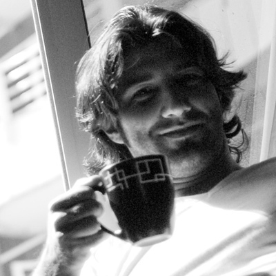 alaakahel's profile picture. رائد أعمال مقيم في كندا، وهونغ كونغ، ودبي.
شغوف بالعلوم الإنسانية والعمل الإيجابي. ومهتم بمختلف أشكال الإبداع الفني.