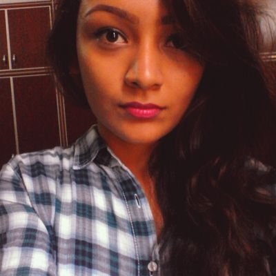 dayaniscorrea's profile picture. 22 años, diseñadora gráfica, amante del arte, el aprendizaje constante y de mi familia. Orgullosamente gocha ♥