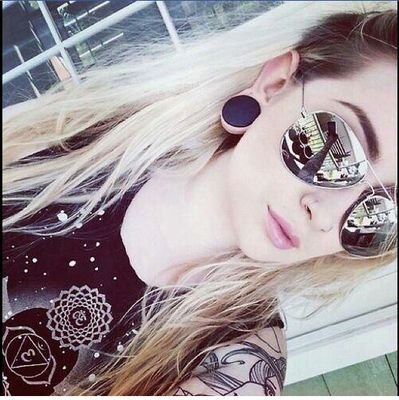 YgTpLtLUGzMAmUa's profile picture. هلو اني ايه من بغداد