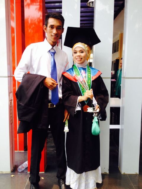 niie_fm's profile picture. always happy..