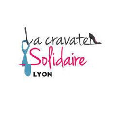 La Cravate Solidaire met à disposition des tenues professionnelles pour homme et femme afin de favoriser l'accès à l'emploi.#solidarité #Lyon #emploi #bénévolat